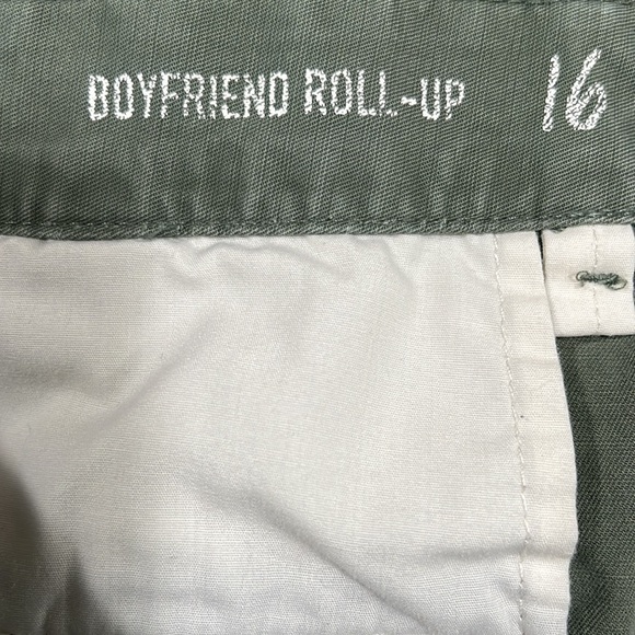 Gap Boyfriend Roll Up Shorts Size 16 - Picture 4 of 5